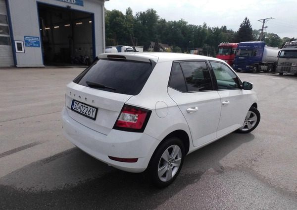 Skoda Fabia cena 37000 przebieg: 153227, rok produkcji 2020 z Sanok małe 79